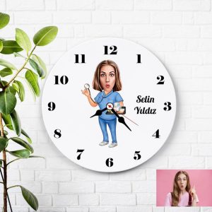 Operator Doktor Özel Karikatürlü Kişiye Özel Ahşap Duvar Saati