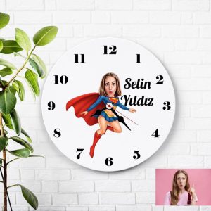 Super Girl Özel Karikatürlü Kişiye Özel Ahşap Duvar Saati
